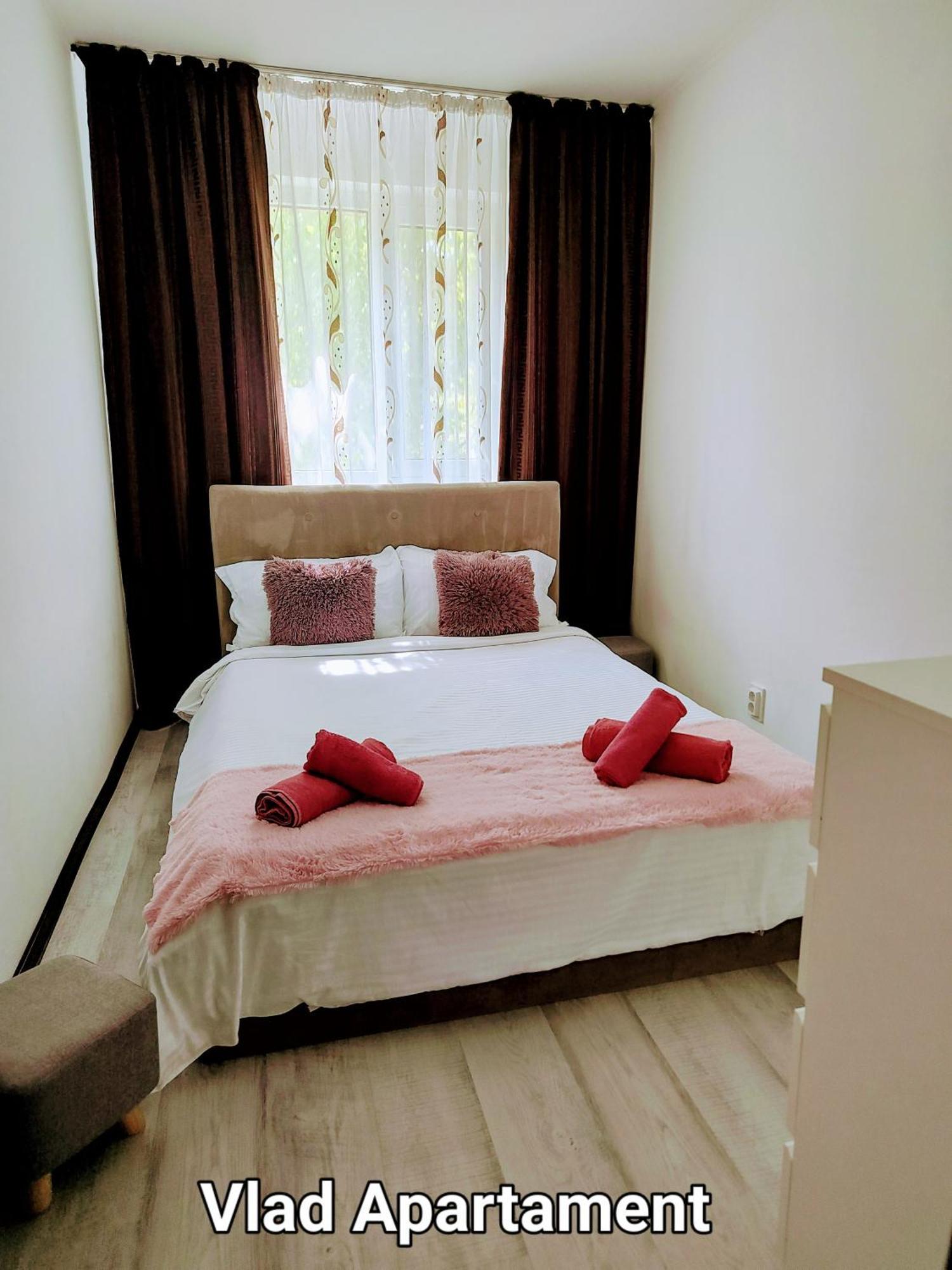 Vlad Apartament Брашов Экстерьер фото